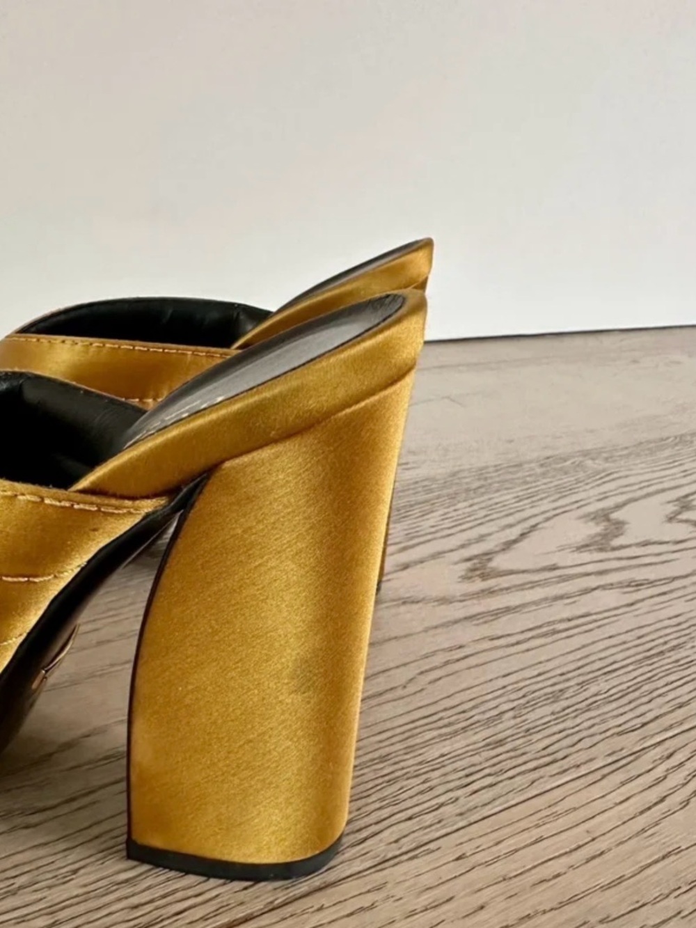 Gucci Gold Satin Block Heel Mule - Picture 2 of 6